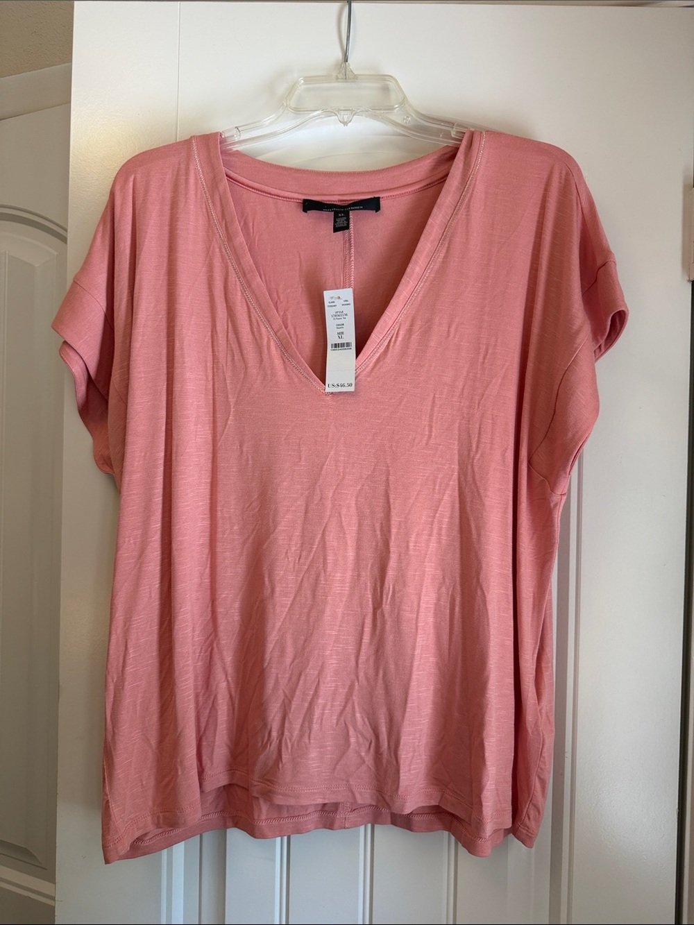 White House Black Market Pink V-Neck Short Sleeve Top